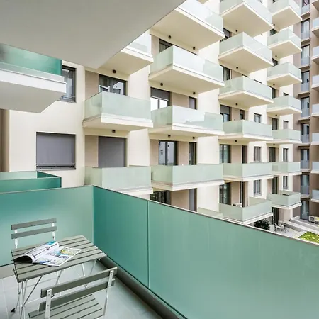 Apartament White